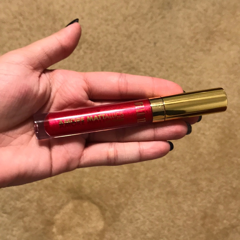 Milani amore mattallic lip creme